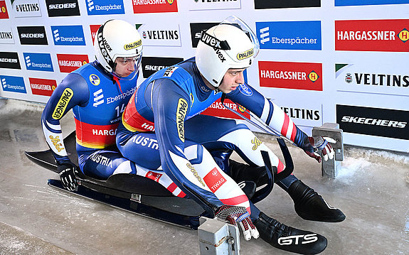 Rennrodel Veltins EisArena Weltcup Winterberg
